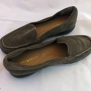 Easy Spirt Olive Green Loafers size